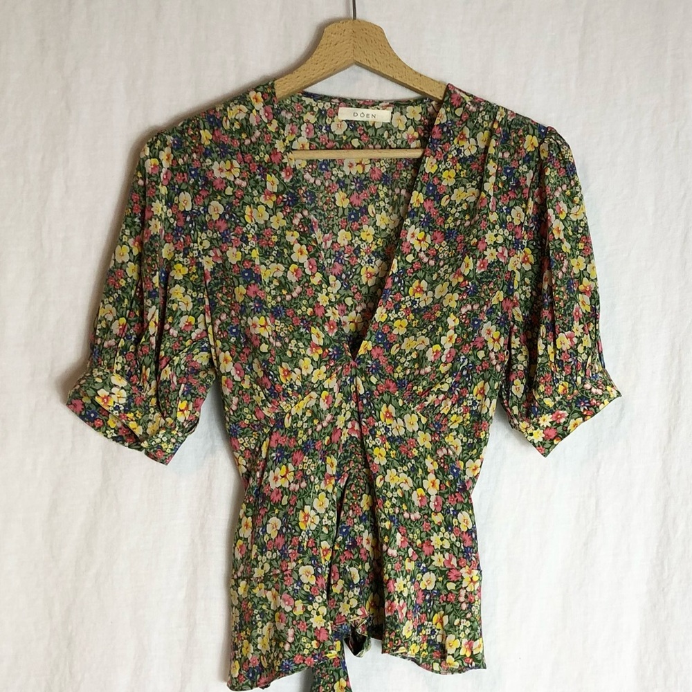 Doen Yana Floral Silk Blouse Green Valley Size Small - Picture 2 of 16